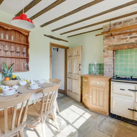 3 Bed In Oc-y056 Holiday home