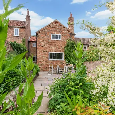 Holiday home 3 Bed In Oc-y056 Crayke
